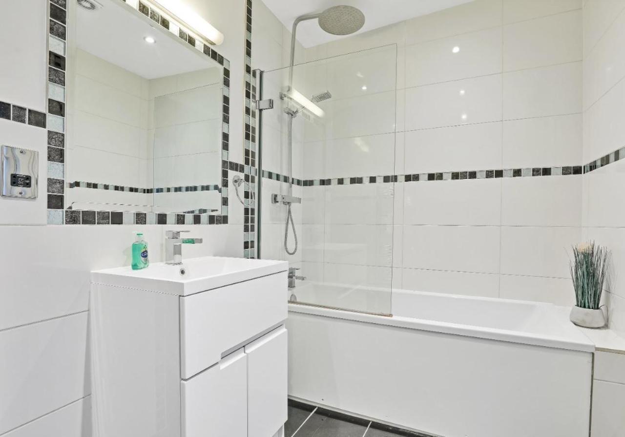 Central Lanes Pad By My Getaways Free Parking For One Car Hove Exteriér fotografie